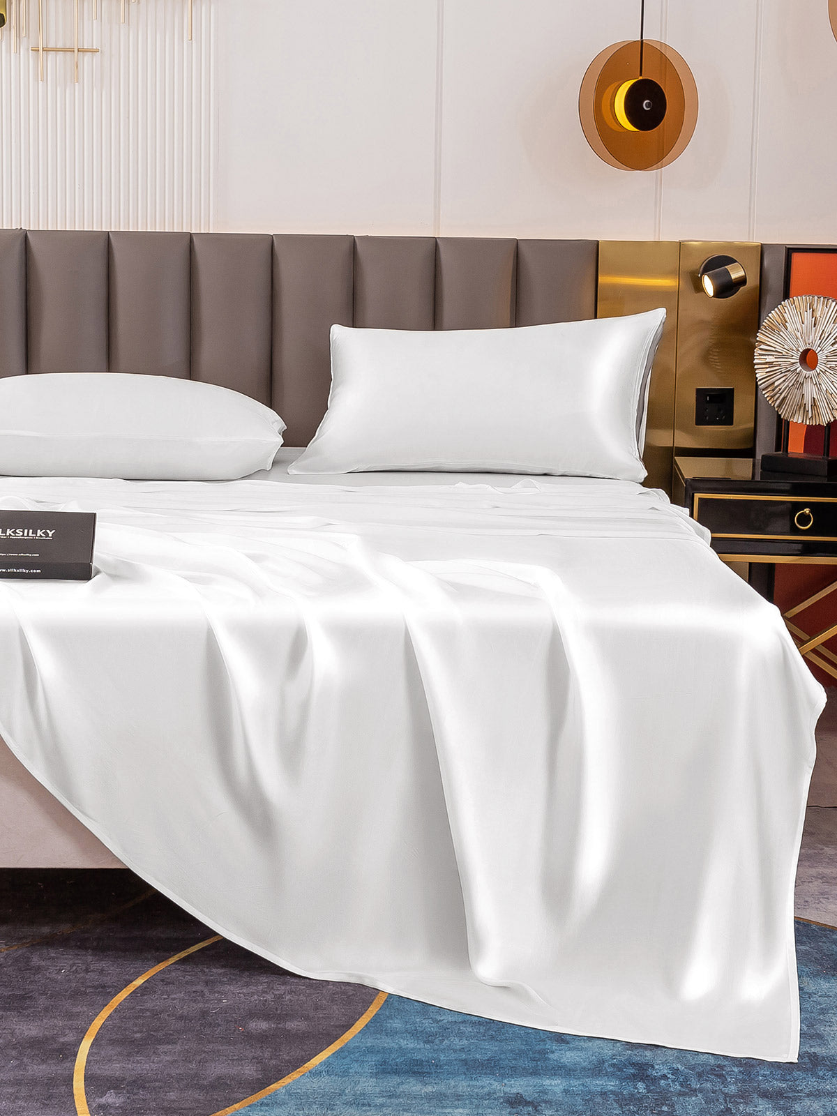 Set di seta 19Momme da 4 pezzi: lenzuolo sopra + lenzuolo con angoli + 2 federe