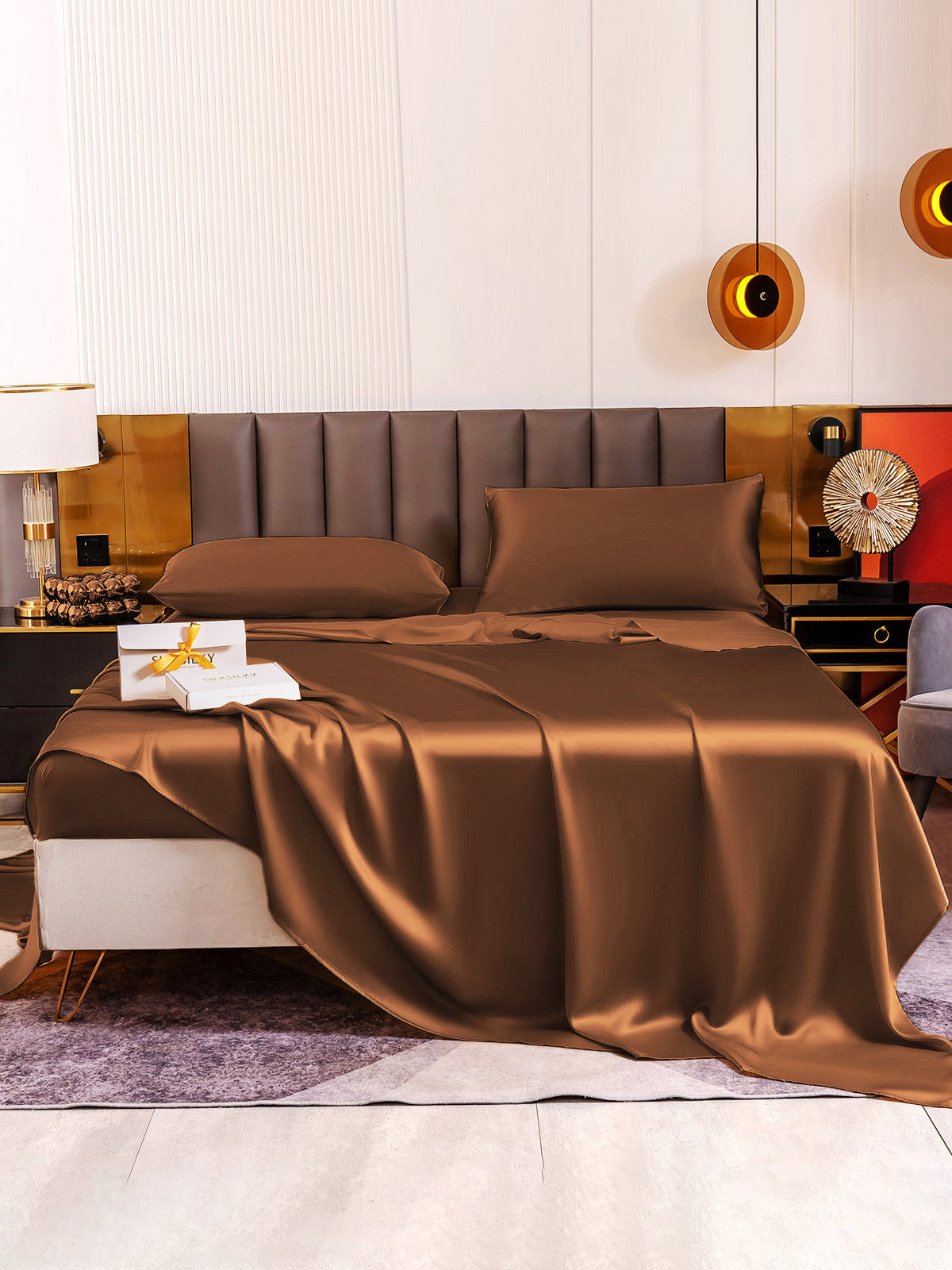 Set di seta 19Momme da 4 pezzi: lenzuolo sopra + lenzuolo con angoli + 2 federe