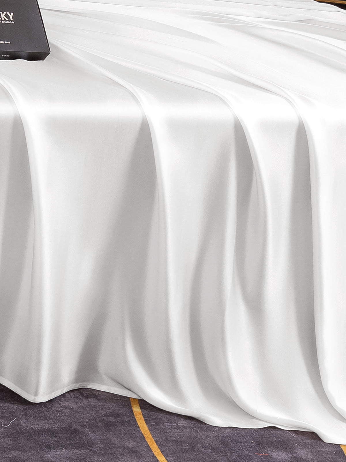 Set di seta da 10 pezzi 22Momme: 6 lenzuolo sopra + 4 federe