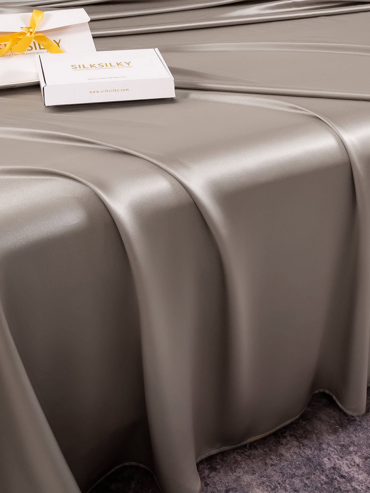 Set di seta da 10 pezzi 22Momme: 6 lenzuolo sopra + 4 federe