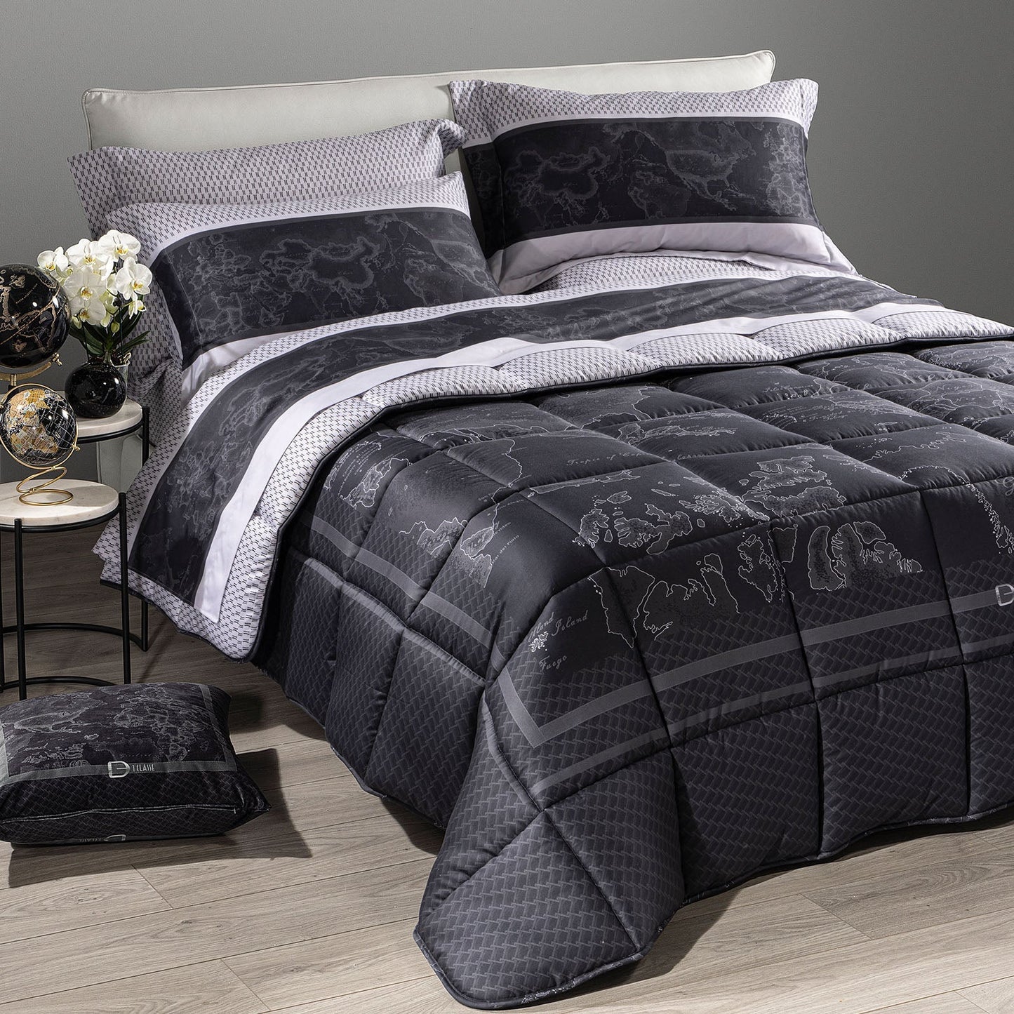 Trapunta In Raso Di Cotone Geo Night Matrimoniale Unica Alviero Martini 1A Classe